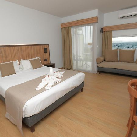Carayou Hotel & Spa Les Trois-Ilets Exterior photo